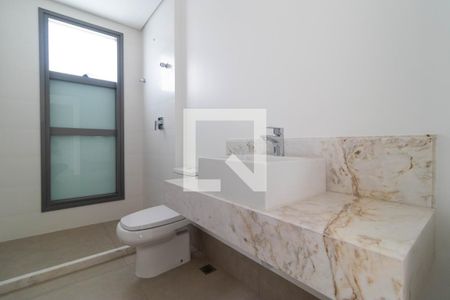 Apartamento à venda com 317m², 4 quartos e 4 vagas Apartamento à venda com 317m², 4 quartos e 4 vagasBanheiro da Suíte 02