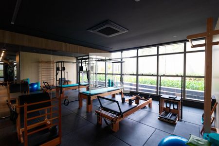 Apartamento à venda com 317m², 4 quartos e 4 vagas Apartamento à venda com 317m², 4 quartos e 4 vagasÁrea comum - Academia