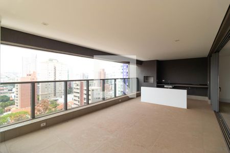 Apartamento à venda com 317m², 4 quartos e 4 vagas Apartamento à venda com 317m², 4 quartos e 4 vagasSacada com Churrasqueira