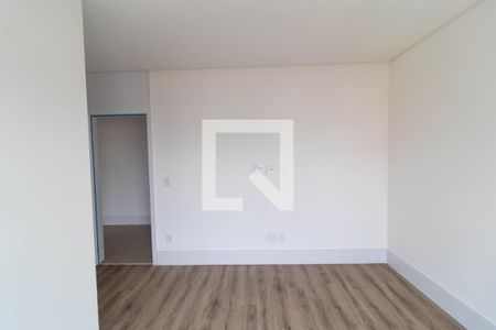 Apartamento à venda com 317m², 4 quartos e 4 vagas Apartamento à venda com 317m², 4 quartos e 4 vagasSuíte 02