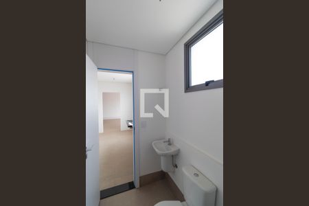 Apartamento à venda com 317m², 4 quartos e 4 vagas Apartamento à venda com 317m², 4 quartos e 4 vagasBanheiro de Serviço