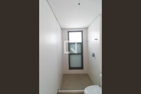 Apartamento à venda com 317m², 4 quartos e 4 vagas Apartamento à venda com 317m², 4 quartos e 4 vagasBanheiro da Suíte 02