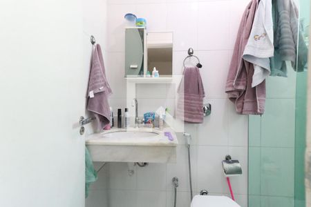 Casa de condomínio à venda com 69m², 2 quartos e 1 vaga Casa de condomínio à venda com 69m², 2 quartos e 1 vagaBanheiro