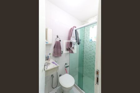 Casa de condomínio à venda com 69m², 2 quartos e 1 vaga Casa de condomínio à venda com 69m², 2 quartos e 1 vagaBanheiro