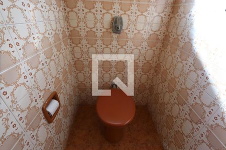 Casa à venda com 250m², 3 quartos e 2 vagasLavabo