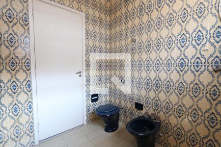 Casa à venda com 250m², 3 quartos e 2 vagasBanheiro Social