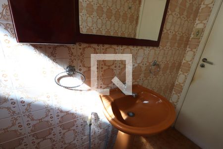 Casa à venda com 250m², 3 quartos e 2 vagasLavabo