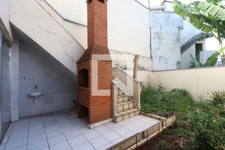 Casa à venda com 250m², 3 quartos e 2 vagasQuintal - churrasqueira