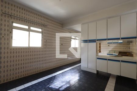 Casa à venda com 250m², 3 quartos e 2 vagasCopa