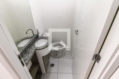 Lavabo de apartamento para alugar com 2 quartos, 64m² em Vila Andrade, São Paulo