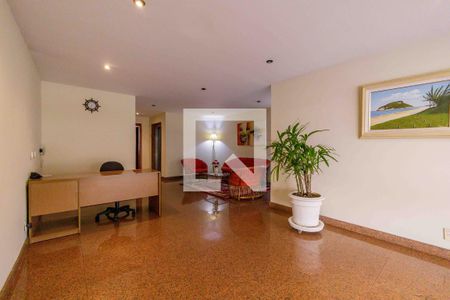 Apartamento à venda com 210m², 3 quartos e 3 vagasÁrea Comum Recepção