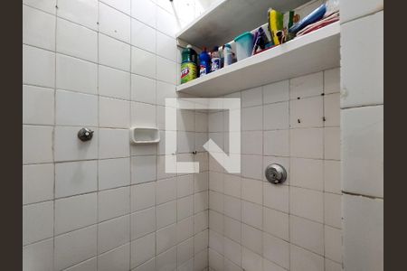 Apartamento à venda com 58m², 2 quartos e 1 vaga Apartamento à venda com 58m², 2 quartos e 1 vagaBanheiro de serviço