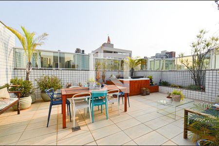 Apartamento à venda com 192m², 3 quartos e 3 vagas Apartamento à venda com 192m², 3 quartos e 3 vagasArea privativa