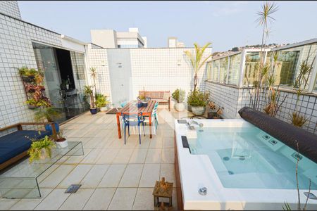 Apartamento à venda com 192m², 3 quartos e 3 vagas Apartamento à venda com 192m², 3 quartos e 3 vagasArea privativa