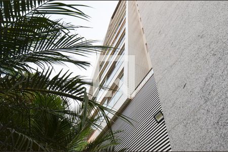 Apartamento à venda com 192m², 3 quartos e 3 vagas Apartamento à venda com 192m², 3 quartos e 3 vagasFachada