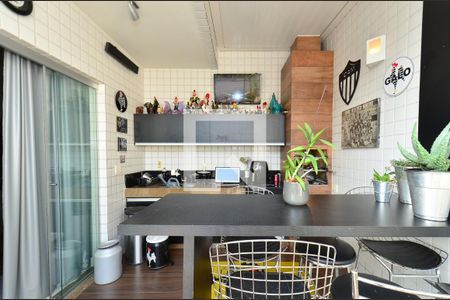 Apartamento à venda com 192m², 3 quartos e 3 vagas Apartamento à venda com 192m², 3 quartos e 3 vagasCobertura/ Area gourmet