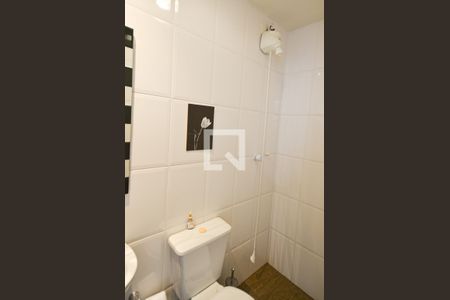 Apartamento à venda com 192m², 3 quartos e 3 vagas Apartamento à venda com 192m², 3 quartos e 3 vagasBanheiro cobertura