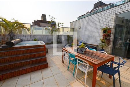 Apartamento à venda com 192m², 3 quartos e 3 vagas Apartamento à venda com 192m², 3 quartos e 3 vagasArea privativa