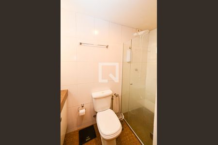 Apartamento à venda com 192m², 3 quartos e 3 vagas Apartamento à venda com 192m², 3 quartos e 3 vagasBanheiro suite