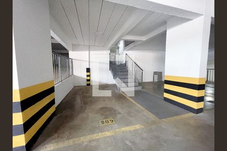 Apartamento à venda com 70m², 2 quartos e 1 vagaÁrea comum