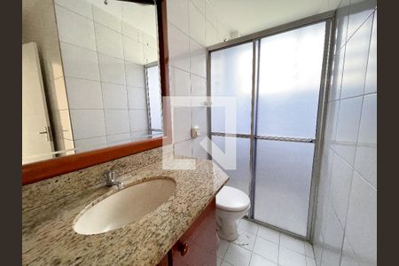 Apartamento à venda com 100m², 3 quartos e 1 vaga Apartamento à venda com 100m², 3 quartos e 1 vagaBanheiro 2