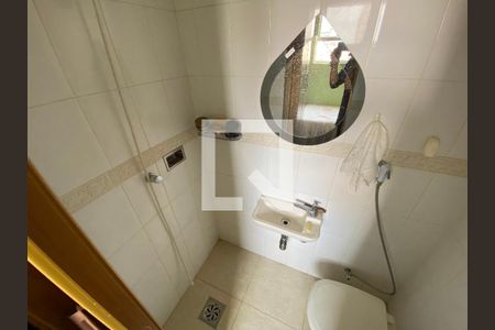 Apartamento à venda com 100m², 2 quartos e 1 vagaBanheiro do Quarto 1