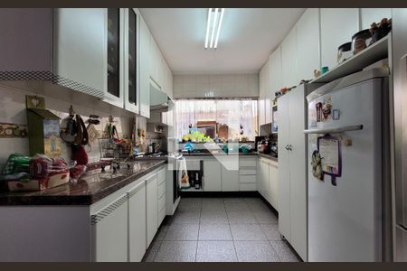 Casa à venda com 200m², 4 quartos e 4 vagasCozinha