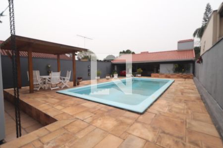 Casa à venda com 360m², 3 quartos e 6 vagasÁrea externa 