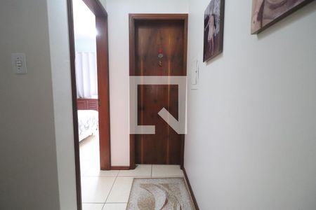 Casa à venda com 360m², 3 quartos e 6 vagasCorredor 