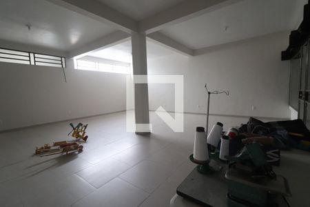 Casa à venda com 360m², 3 quartos e 6 vagasÁrea externa 