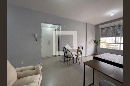Sala de apartamento para alugar com 1 quarto, 37m² em Centro, São Leopoldo