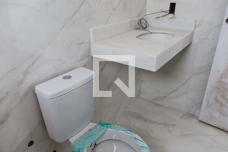 Casa à venda com 186m², 3 quartos e 6 vagas Casa à venda com 186m², 3 quartos e 6 vagasBanheiro da Suíte 2
