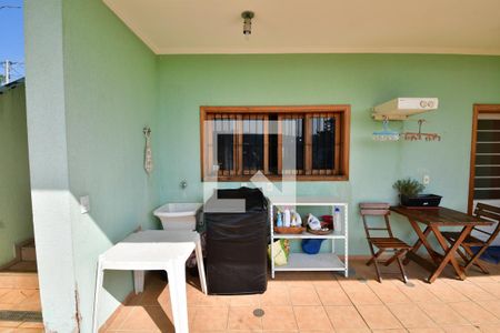 Casa à venda com 350m², 3 quartos e 4 vagasÁrea de Serviço