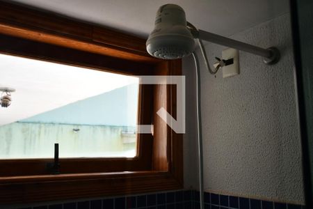 Casa à venda com 350m², 3 quartos e 4 vagasBanheiro de serviço