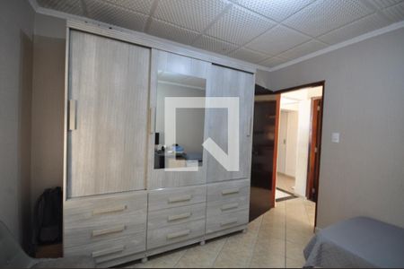 Casa à venda com 220m², 3 quartos e 2 vagasQuarto 2
