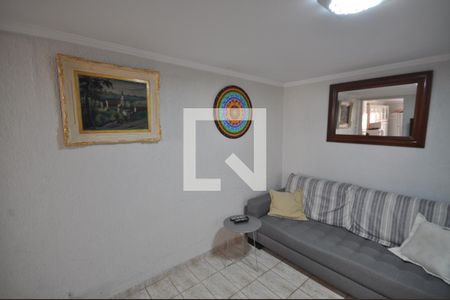 Casa à venda com 220m², 3 quartos e 2 vagasSala 2