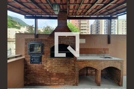 Apartamento à venda com 172m², 5 quartos e 3 vagas Apartamento à venda com 172m², 5 quartos e 3 vagasChurrasqueira