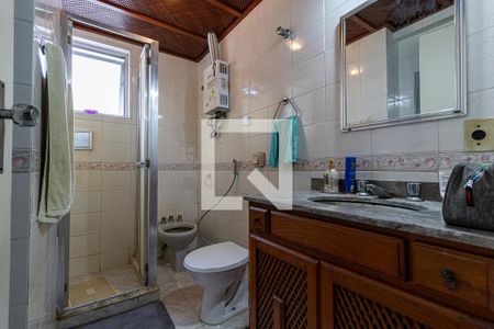 Apartamento à venda com 172m², 5 quartos e 3 vagas Apartamento à venda com 172m², 5 quartos e 3 vagasBanheiro Social