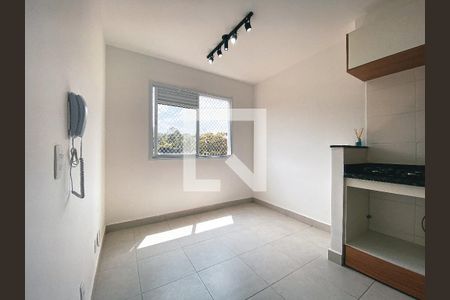 Sala de apartamento à venda com 2 quartos, 32m² em Jardim Celeste, São Paulo