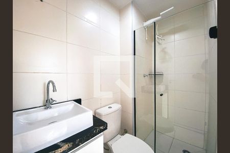 Banheiro de apartamento à venda com 2 quartos, 32m² em Jardim Celeste, São Paulo