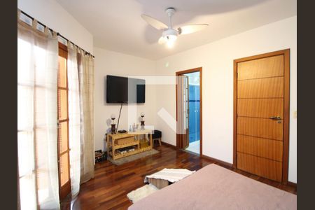 Casa à venda com 190m², 3 quartos e 2 vagasSuíte