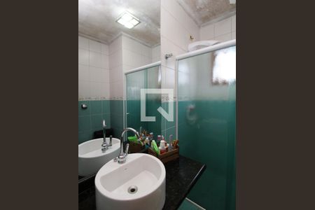 Casa à venda com 190m², 3 quartos e 2 vagasBanheiro Social