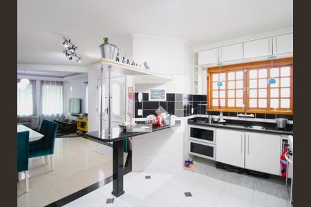 Casa à venda com 190m², 3 quartos e 2 vagasCozinha