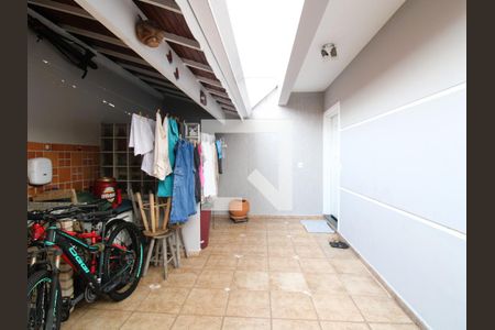 Casa à venda com 190m², 3 quartos e 2 vagasÁrea de Serviço