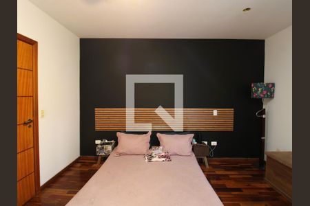 Casa à venda com 190m², 3 quartos e 2 vagasSuíte