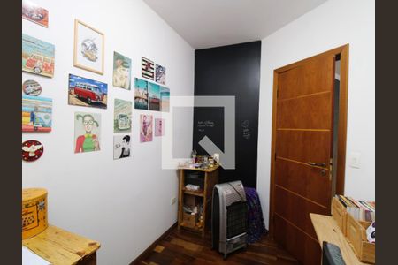 Casa à venda com 190m², 3 quartos e 2 vagasQuarto 2