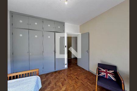 Casa à venda com 231m², 3 quartos e 4 vagas Casa à venda com 231m², 3 quartos e 4 vagasQuarto 2