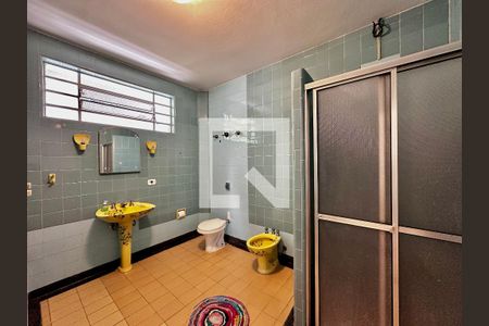 Casa à venda com 231m², 3 quartos e 4 vagas Casa à venda com 231m², 3 quartos e 4 vagasBanheiro Social