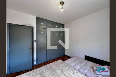 Casa à venda com 231m², 3 quartos e 4 vagas Casa à venda com 231m², 3 quartos e 4 vagasQuarto 3
