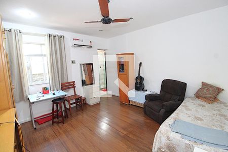 Casa à venda com 150m², 4 quartos e 4 vagasSuíte 2